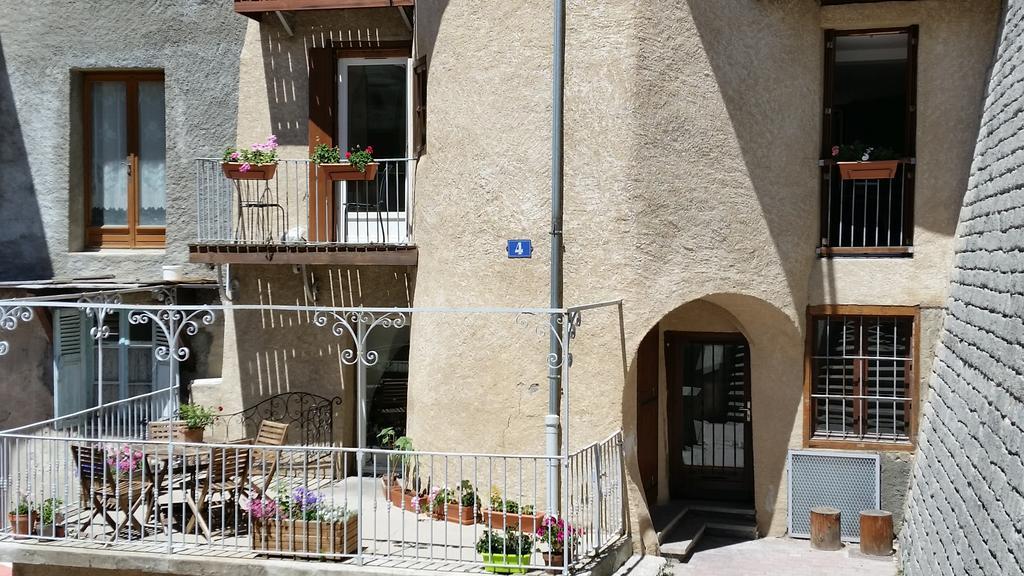 Maison A Tour Briancon 外观 照片