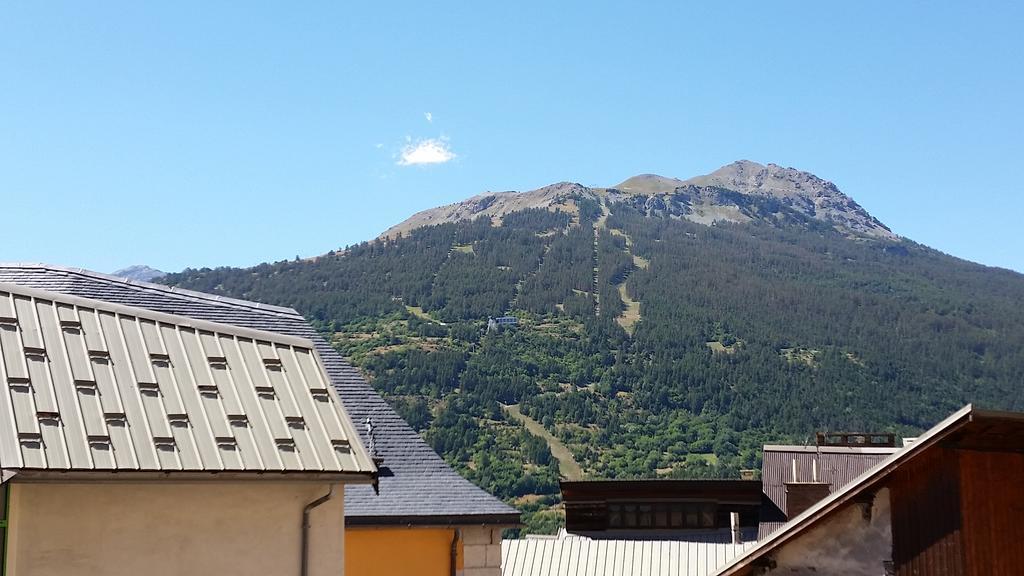 Maison A Tour Briancon 外观 照片